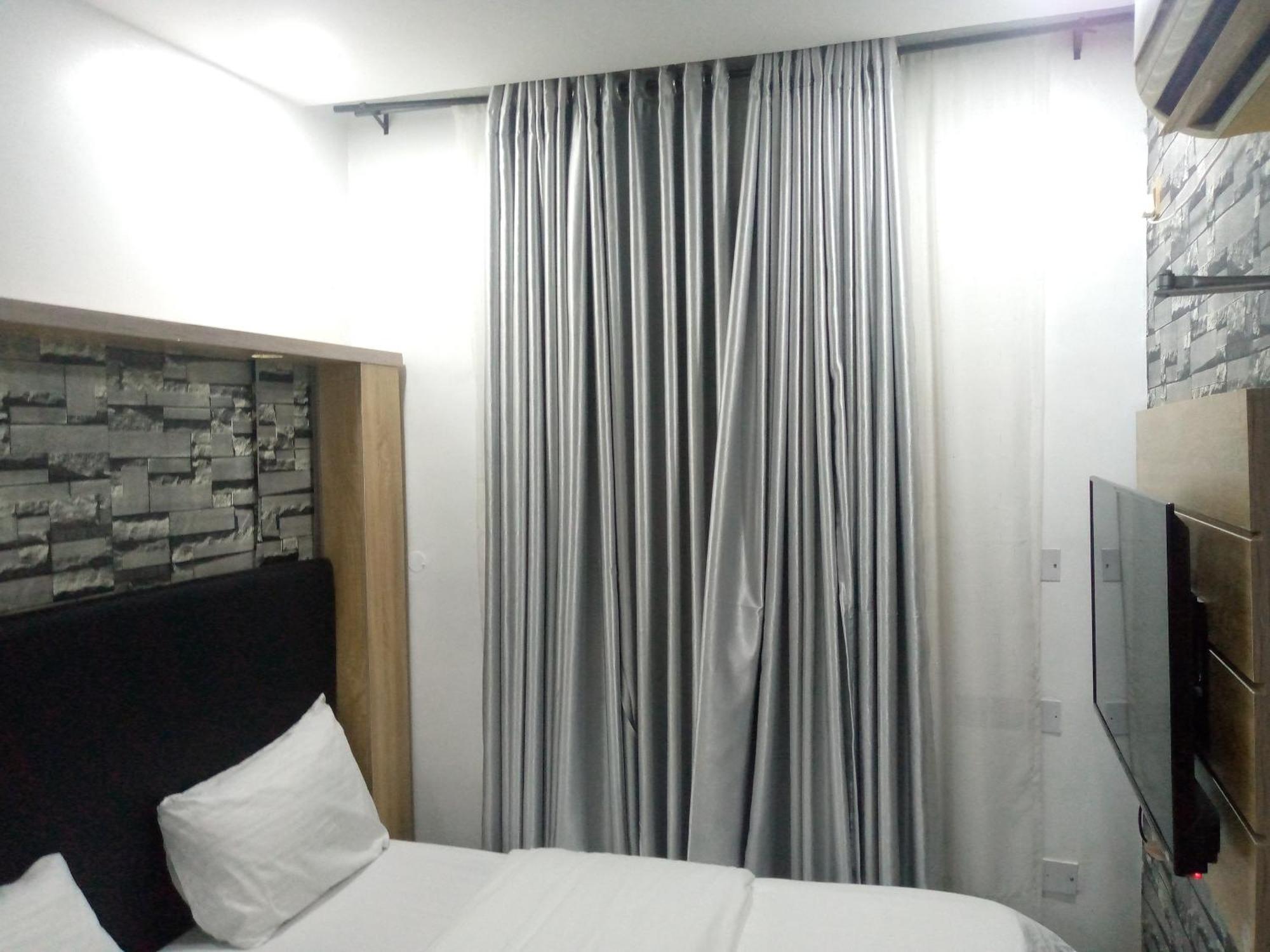 Exclusive Mansion Lekki Phase 1 Hotel Ilado Ngoại thất bức ảnh